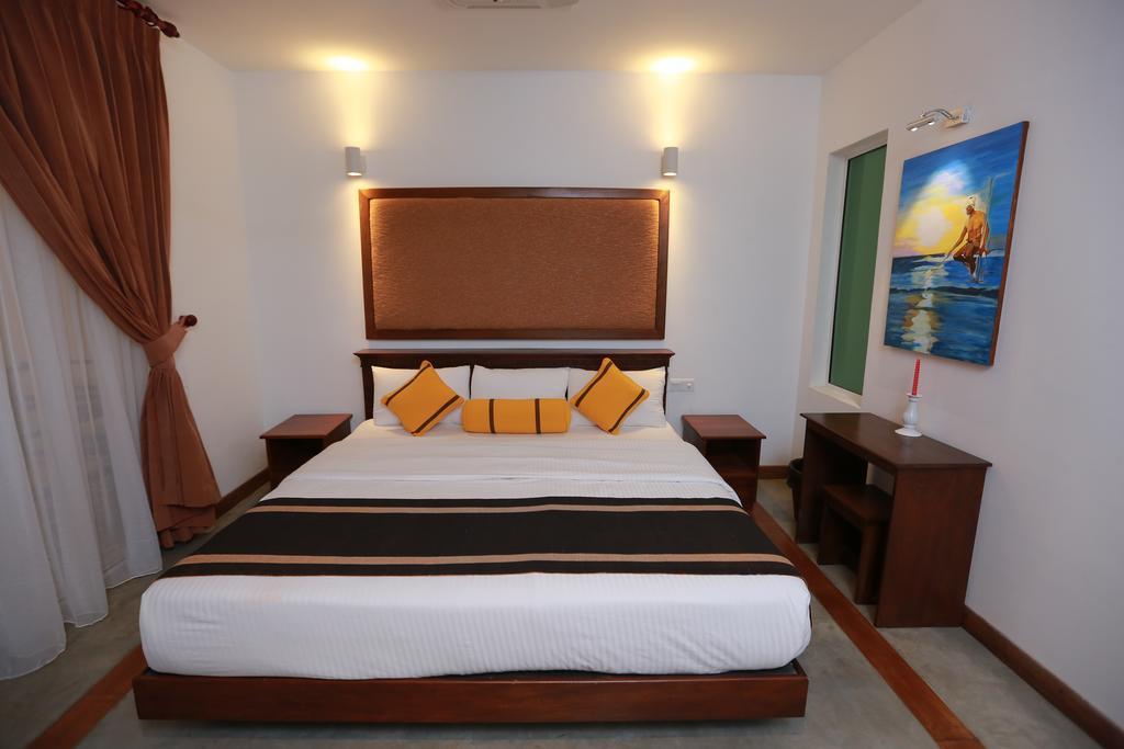 Refresh Hotel Hikkaduwa Ngoại thất bức ảnh
