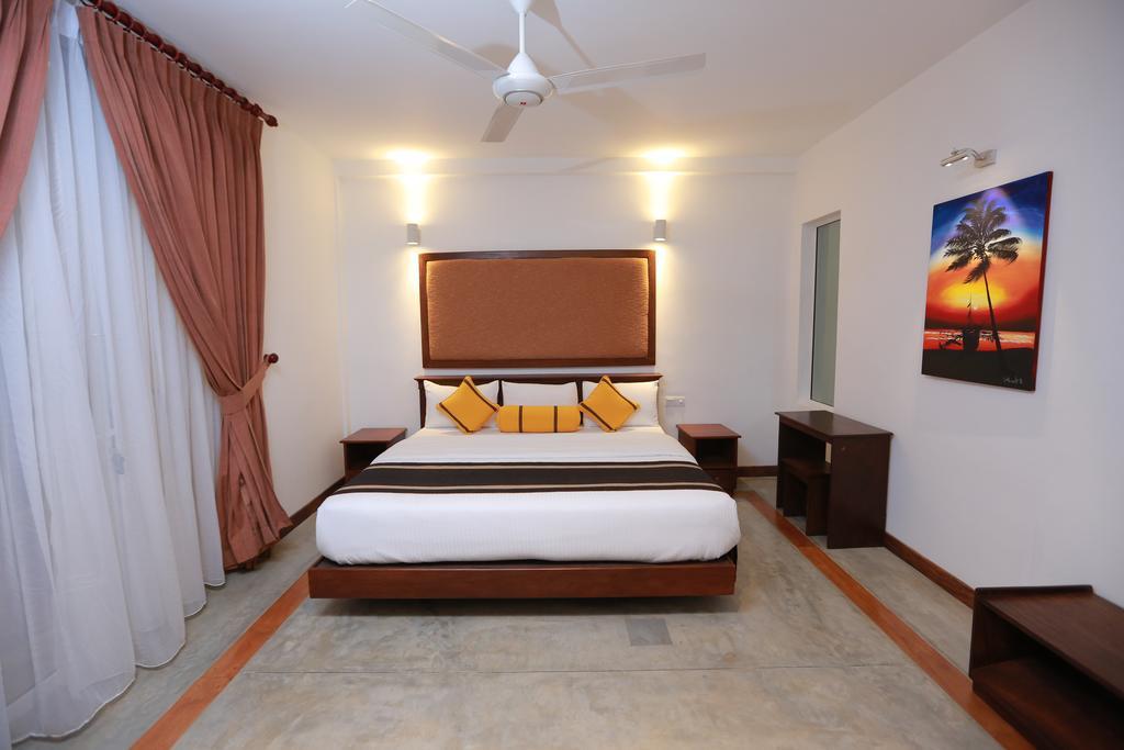 Refresh Hotel Hikkaduwa Ngoại thất bức ảnh